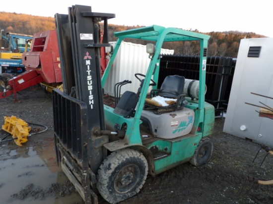Mitsubishi 25 Forklift, OROPS, LP Powered, Supposed To Run But We Have Not