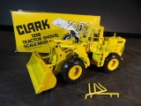 1/50 Clark 125B Loader