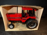 1/16 International 5088, ERTL NIB #468