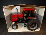 1/16 Case 2594, Red