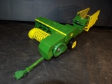 1/16 John Deere Square Baler