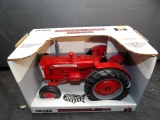 1/16 International 650D, NIB ERTL