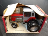 1/20 Massey Ferguson 2805 w/ Cab & Duals, NIB
