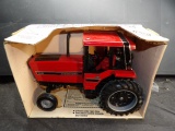 1/16 International 5088, ERTL