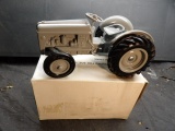 Ford 9N Tractor 1/16