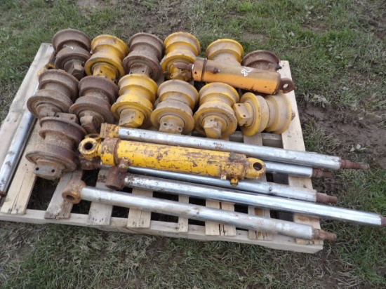 Pallet Of Crawler Track Rollers & Hydraulic Cylinders