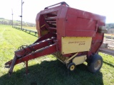 New Holland 848 Round Baler