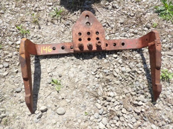 International Fast Hitch Drawbar