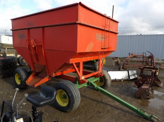Killbros 350 Gravity Wagon On John Deere 1065A Running Gear, Nice & Clean!