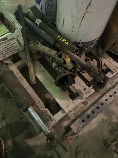 Lot Of Various Pto Shafts & 1 Hydraulic Cylinder