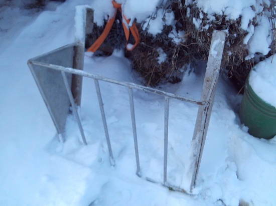 Wall Mount Hay Feeder