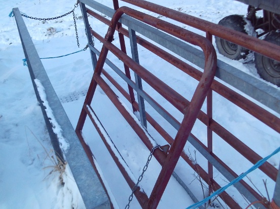 Red 4' Gate