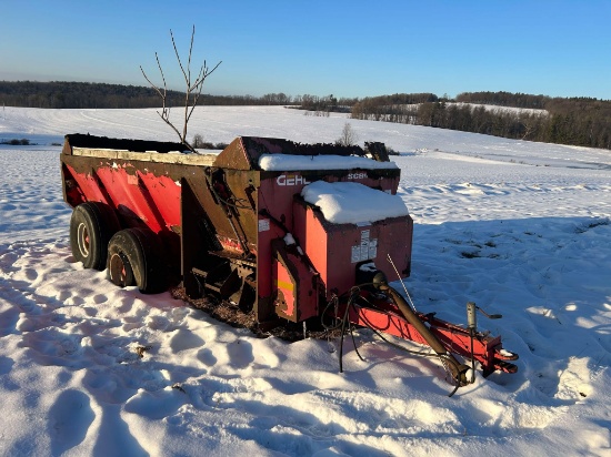 Gehl Scavenger Manure Spreader For Parts, Missing One Wheel, Rusty