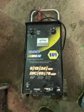 Napa 6/12 Volt Battery Charger