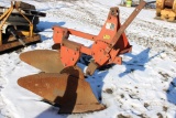 White 324 2x Plow, 3pt, Nice Original Condition
