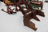 Loader w/ Bucket & Hydraulic Valve