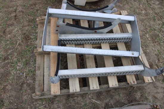 Aluminum Truck Steps