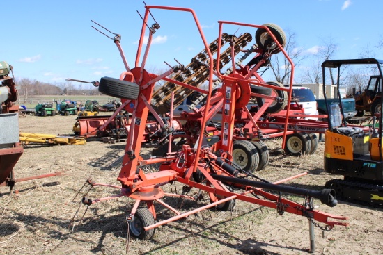 Kuhn GF5202THA 4 Star Hay Tedder, Hydraulic Fold, Hydraulic Tilt, Nice Shap