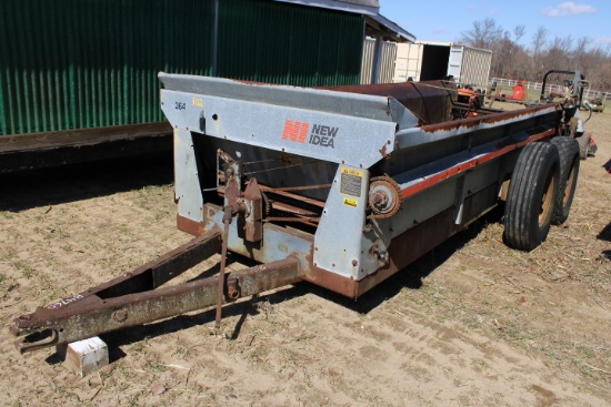New Idea 364 Tandam Axle Manure Spreader, Needs Work, Poor Floor