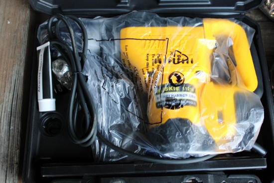 Huskee 32MM Electric Rotary Hammer Drill In Case