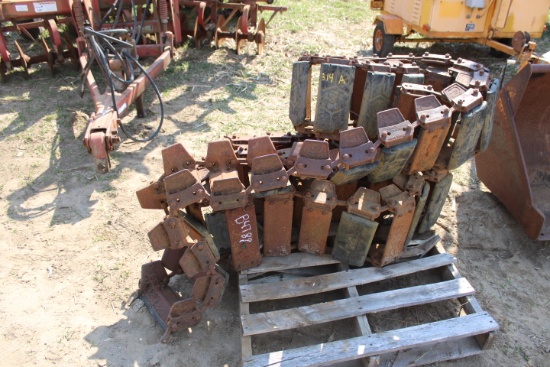 Set Of Mclaren Protrac 12IBV8 Over The Tire Skid Steer Tracks