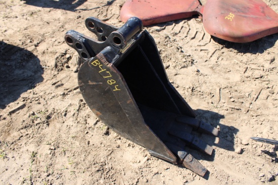 12" Pin On Excavator Bucket