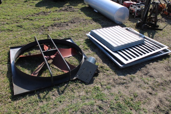 Large Barn Fan w/ 3 Louvers