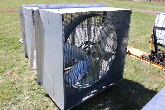 Barn Fan w/ Louver