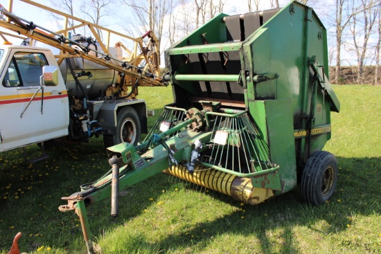 John Deere 410 Round Baler, Original