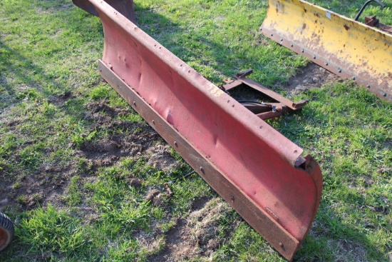 Red 92" Snowblade