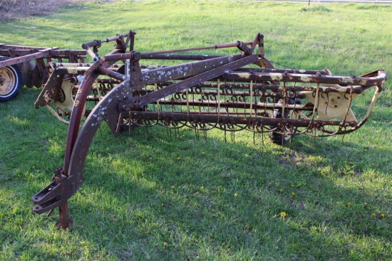 New Holland 256 Hay Rake