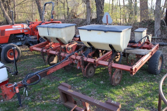 Allis Chalmers 333 4 Row No Til Corn Planter, Books, Monitor & Plates In Fe