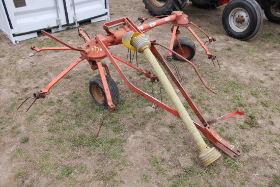 Deutz 2 Star Hay Tedder