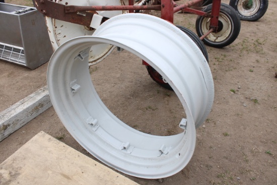 8 Loop Tractor Rim