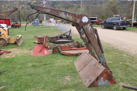 Allied 600 Loader w/ Valve