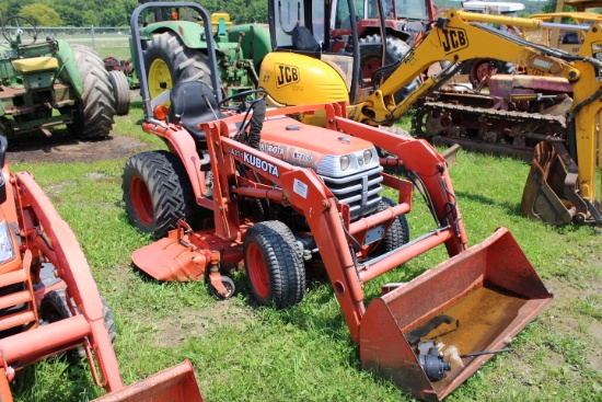 Kubota B7300 4wd Compact Tractor w/ LA271 Loader & 60" Mower, Hydro, 1792 H
