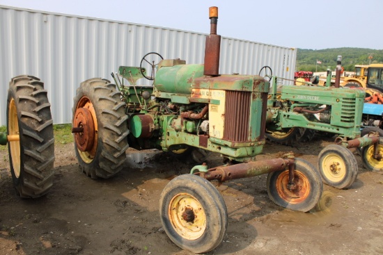 John Deere 620 LP Antique Tractor w/ Wide Front, JD 3pt, Dual Remotes, Nice