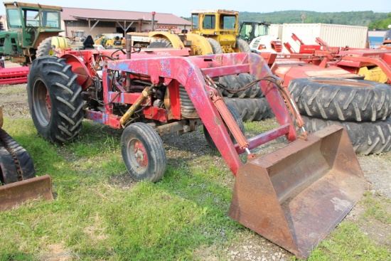 Massey Ferguson 65 Gas Tractor w/ Loader, 1883 Hours, Runs Needs Tuneup