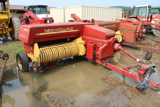 New Holland 316 Square Baler w/ 70 Hydraulic Thrower, Nice Clean Original B