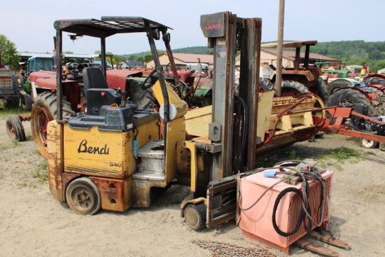 Bendi B40 Translift Electric Forklift w/ Charger, We Had It Working A Few M