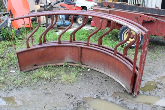 Round Bale Feeder