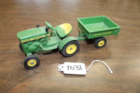 John Deere 110 Round Fender w/ Cart