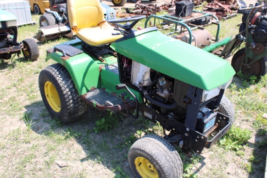 John Deere 445 Garden Tractor, 677 Hours, Gas Engine Runs, AS-IS