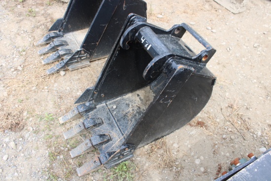 New 18" Bobcat Style X Change Excavator Bucket