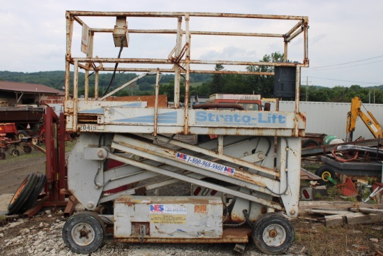 Strato Lift Electric Scissor Lift
