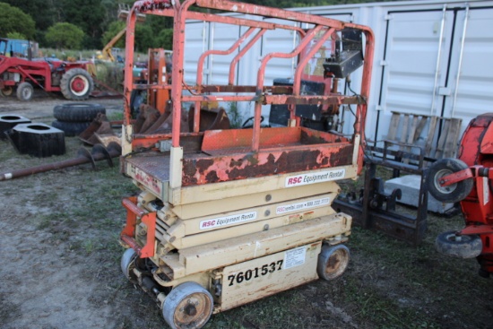 JLG 2646E2 Electric Scissor Lift, Needs Batteries But We Have Used It