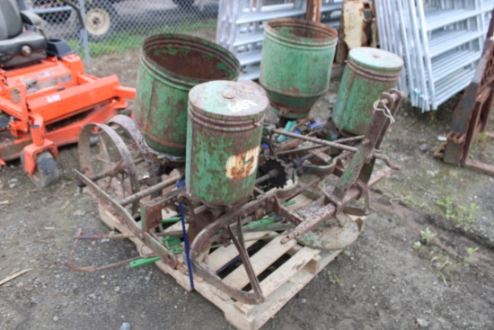 John Deere 2 Row Corn Planter w/ Row Markers