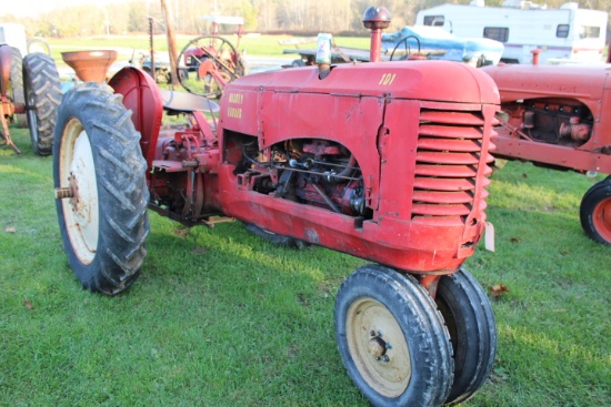 Massey Harris 101 Antique Tractor w/ Fenders, Not Running