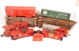 LOT OF VINTAGE TOY RAILROAD TRAIN CARS & TRACK