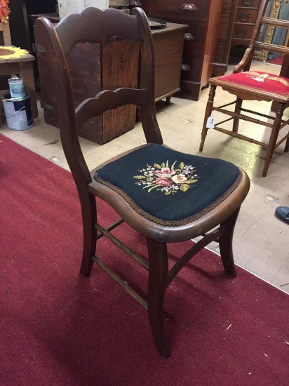 ANTIQUE CHAIR WITH NEEDLEPOINT SEAT